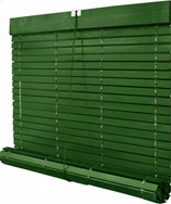 Persianas alicantinas de madera color verde a medida